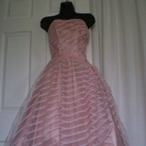 Stunning PROM PRINCESS Pink Vintage 50's Party Prom Dress